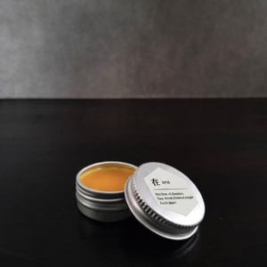 【四万十産みつろう】天然成分100%バーム 10ml | 乾燥を防ぎ、肌を守る